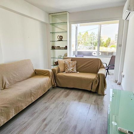 Cheer Up City Apartment, Near To The Finikoudes Beach 拉纳卡 外观 照片