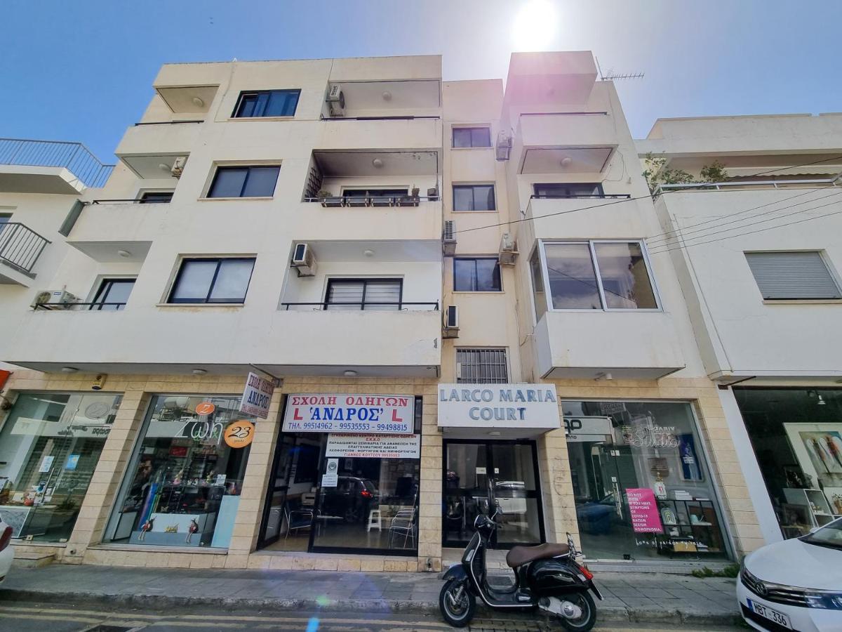 Cheer Up City Apartment, Near To The Finikoudes Beach 拉纳卡 外观 照片
